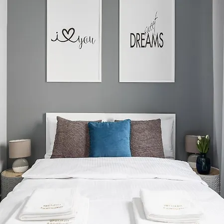 Premium New Town Private Parking Included Apartment *