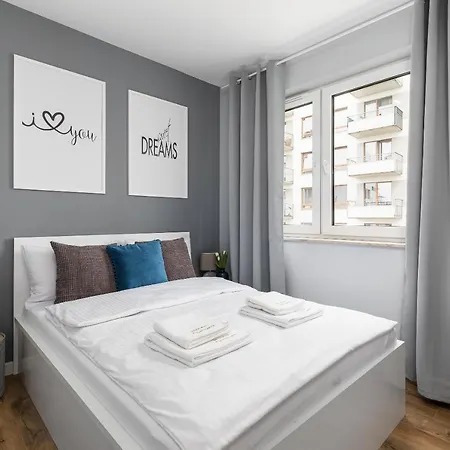 Premium New Town Private Parking Included *