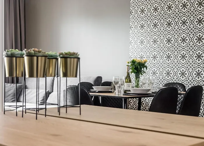 Premium New Town Private Parking Included Апартаменты Щецин